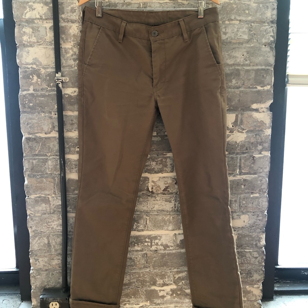 Men’s Levi’s Commuter Khaki Pants - Size 34x32